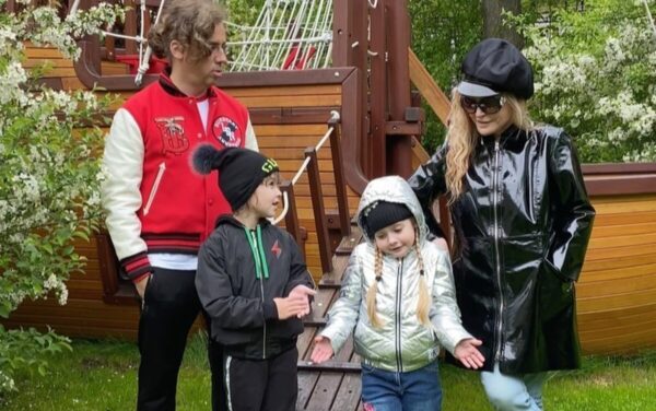 Пугачева и Галкин с детьми, фото:cosmo.ru