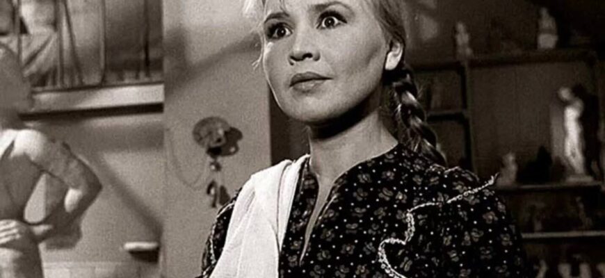 Екатерина Савинова