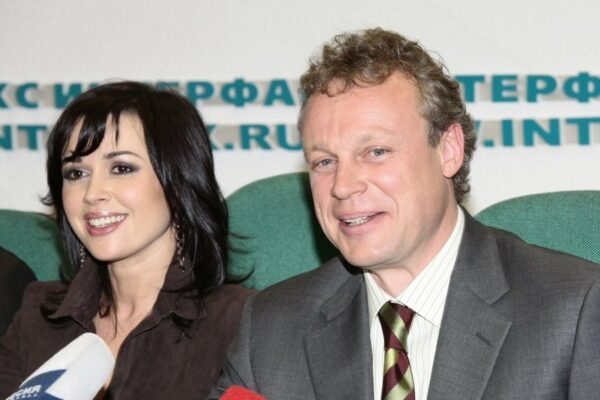 Сергей Жигунов и Анастасия Заворотнюк, фото:cosmo.ru