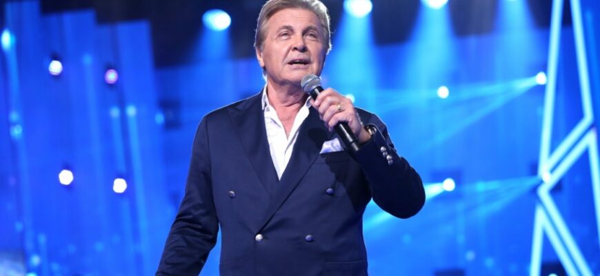 Лев Лещенко