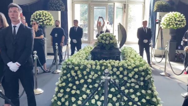 Присутствующие на похоронах Шатунова не могли сдержать слов
