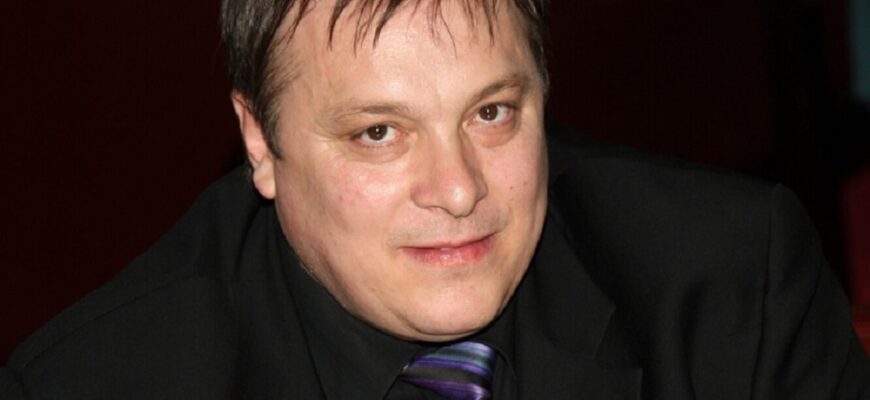 Андрей Разин
