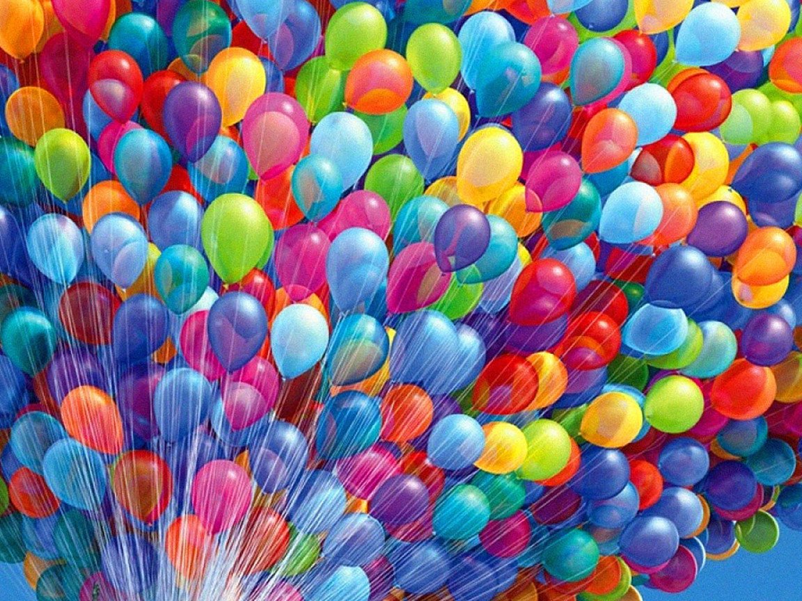 День рождения воздуха. Воздушный шарик. Разноцветные шары. Праздничные разноцветные шары. Яркие воздушные шары.