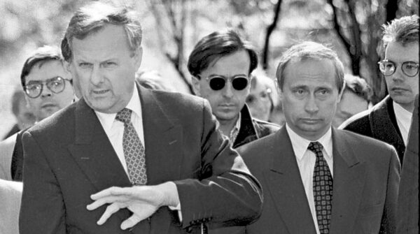 Анатолий Собчак и Владимир Путин, фото:newrezume.org