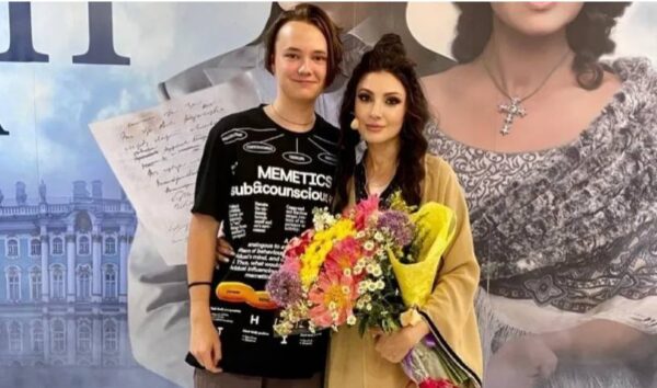 Анастасия Макеева со своим пасынком Андреем