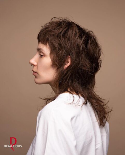Трендовые женские стрижки 2022-2023 на средние волосы - последние тенденции, новинки, фото