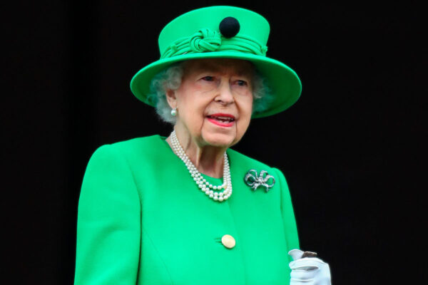Королева Елизавета 2, фото:news.myseldon.com