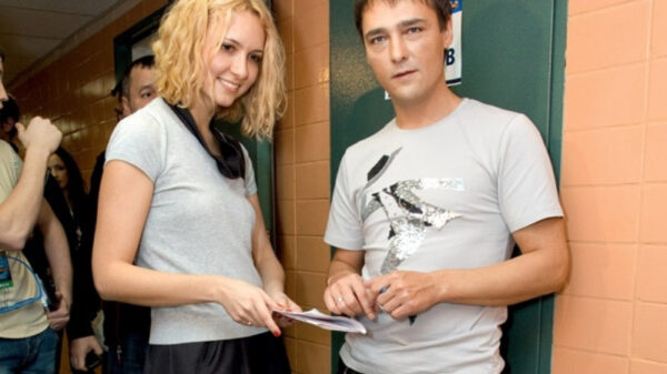 Юрий Шатунов с женой, фото:new-freepik.ru