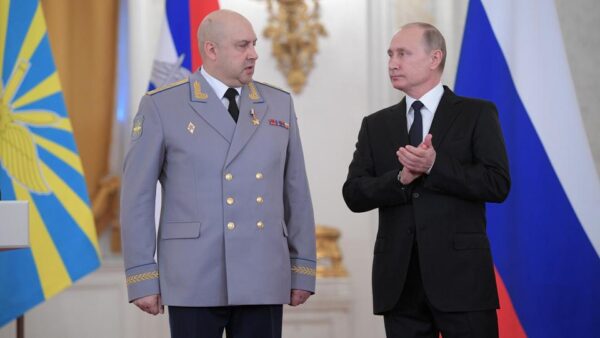 Сергей Суровикин и Владимир Путин