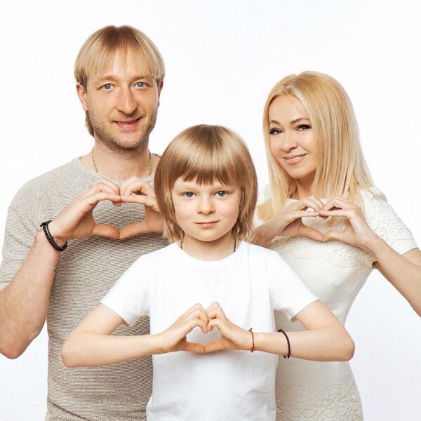 Плющенко, Рудковская и сын Саша