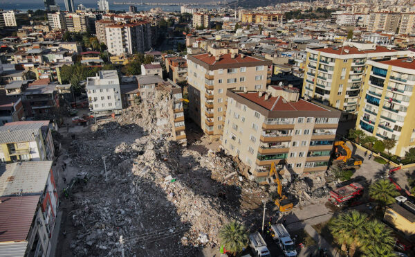 Микролуна, США, предсказание сейсмолога: вероятные причины землетрясения в Турции