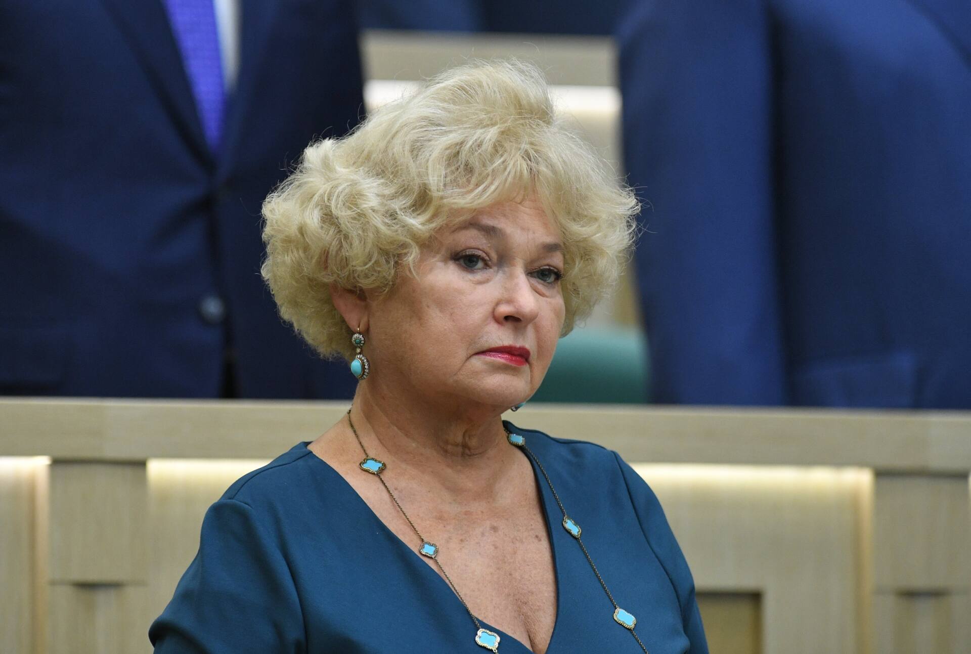 После грандиозного скандала в Кремле наконец взялись за мать Собчак, сенатора Нарусову. Говорят инициатором стал сам Путин