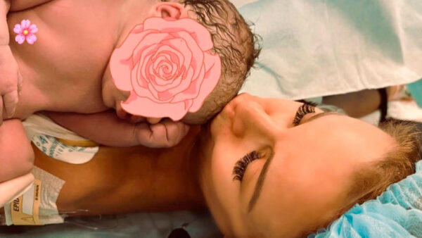 "Фото постановочное, ребенку месяц", - ставшую мамой во второй раз Ольгу Орлову снова обвинили в обмане