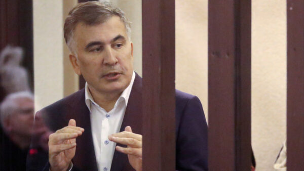 "Похож на узника концлагеря", - состояние Саакашвили резко ухудшилось