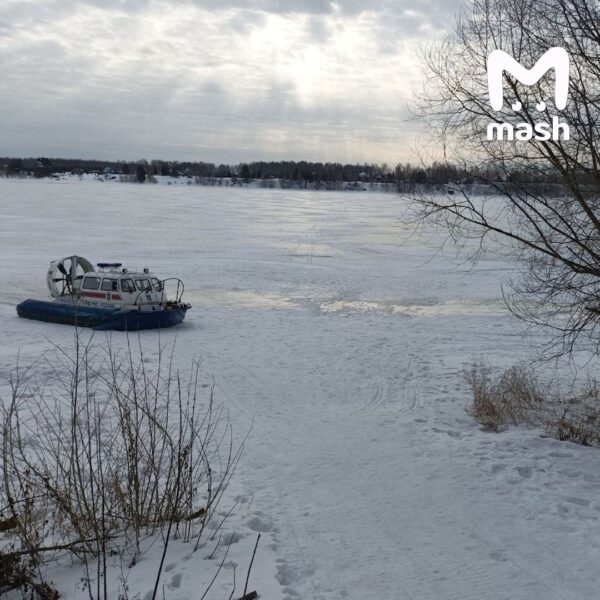 Пятеро человек оказались под водой: основатель "Cream Soda" Дмитрий Свиргунов провалился под лёд и пропал без вести