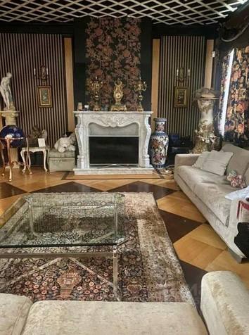 Жизнь в Штатах - вещь затратная: Никита Пресняков продает дом, который Пугачева подарила ему три года назад, за 225 млн рублей