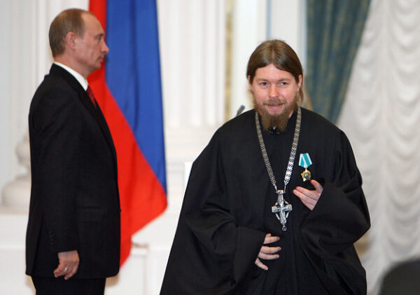 "24 февраля можно было избежать", - духовник Путина заговорил о предыстории СВО
