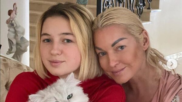 "Я стала ее злейшим врагом", - Волочкова объяснила, почему не контактирует с единственной дочерью