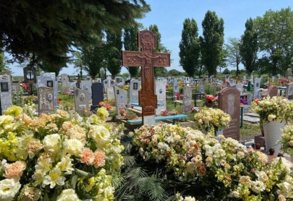 Викторию Галицкую похоронили рядом с отцом. Фото: Мария ЧАЛАЯ