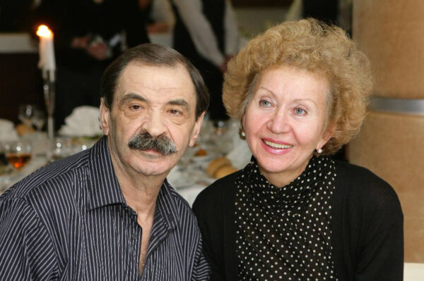 Илья Олейников с женой Ириной