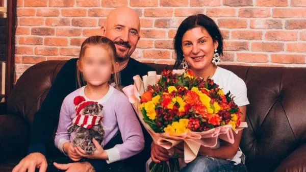 Евгений Григорьев со своей семьей