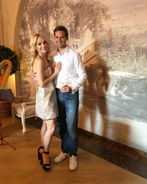 Ирина Медведева с мужем-французом