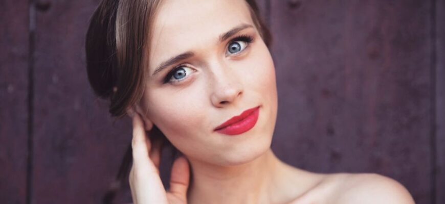 Анна Кошмал