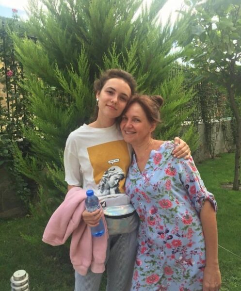 Стася Милославская с мамой