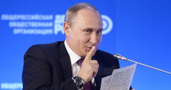 Дмитрий Песков рассказал, когда интервью Владимира Путина Такеру Карлсону появится на российских ресурсах