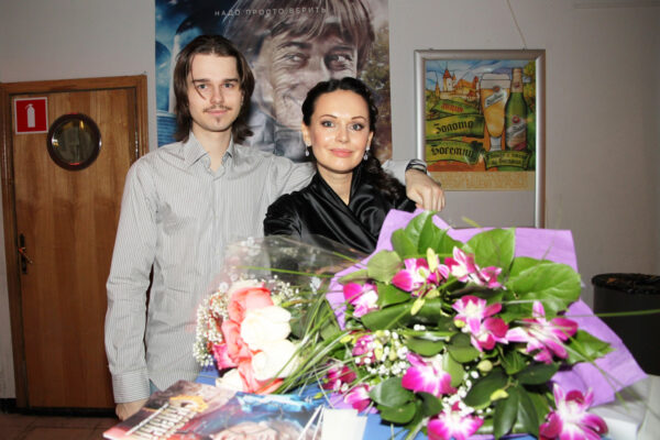  Ирина Безрукова с сыном,