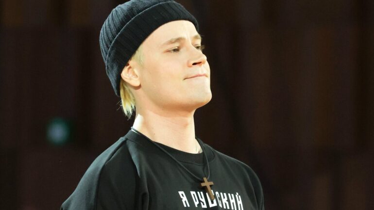 Выпускаю под псевдонимом. Зоя воскресенская под псевдонимом ирина. Mirèle ева. Выпускаю под псевдонимом. Зоя воскресенская под псевдонимом ирина.