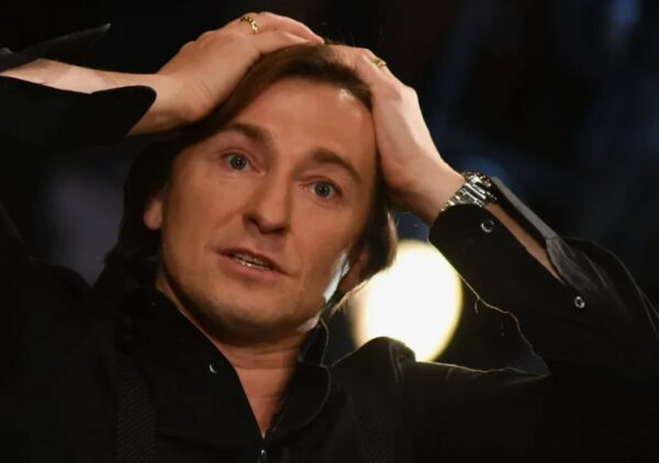Сергей Безруков рассказал об отмене гастролей в Баку