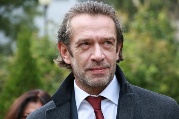 Владимир Машков оставил кино ради театра