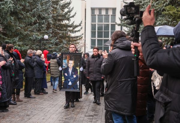 Бари Алибасов не приехал на похороны Владимира Левкина