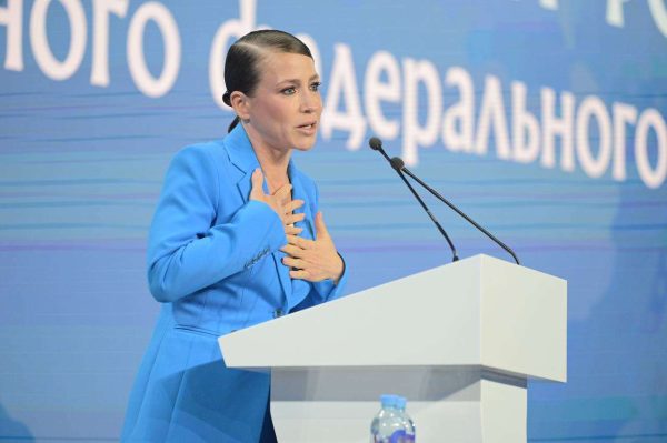 ЕС наложил санкции на Юлию Барановскую и Михаила Галустяна
