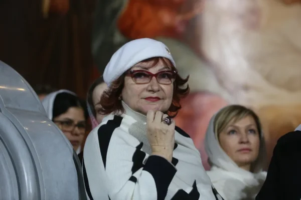 Помолодевшая Елена Степаненко осталась без работы в России