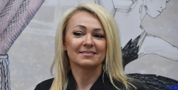 С журнала Яны Рудковской взыскали 70 тысяч рублей через суд