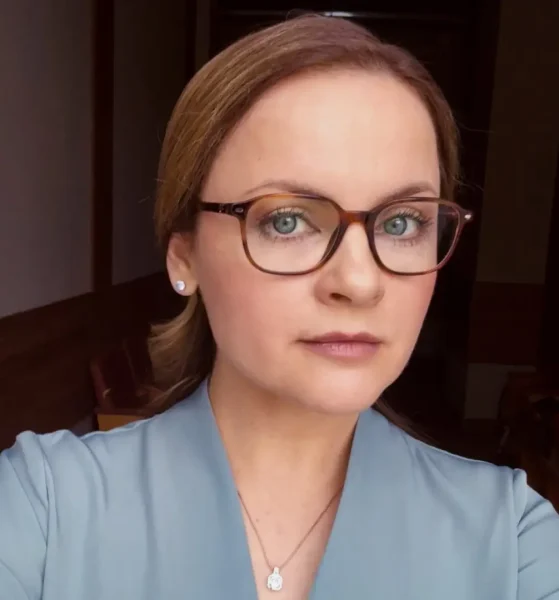 Юлия Проскурякова неожиданно сменила имидж