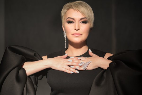"Мы переживаем", - Катя Лель потеряла сон из-за исчезновения ее бывшего мужа в Ницце