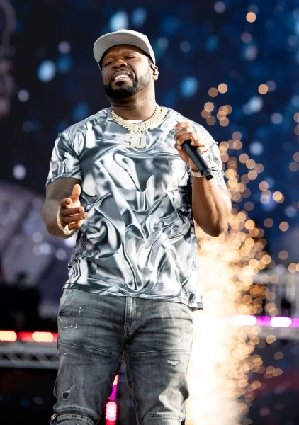 Рэпер 50 Cent публично оскорбил жену Канье Уэста