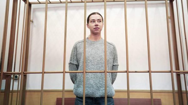 Стало известно о долге Александры Митрошиной в 183 млн рублей