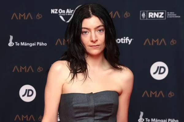 Lorde: бунт в парке или съемки клипа?
