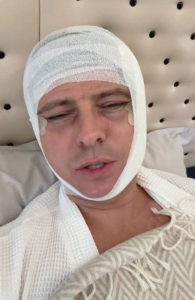 Прохор Шаляпин в бинтах опубликовал видео из больничной палаты