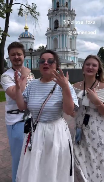 Наташа Королева показала повзрослевшего сына с невесткой в гастрольном туре