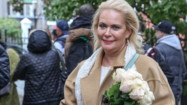 Алена Яковлева откровенно о своем диагнозе: «Я была в полусогнутом виде. Задыхалась»