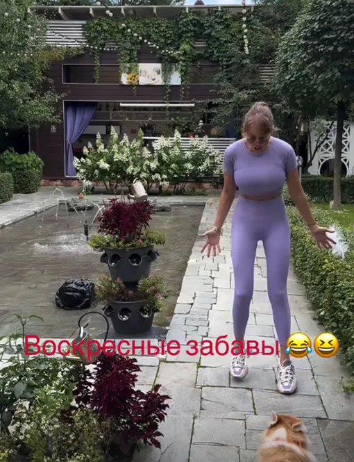 Полина Диброва осталась в Москве