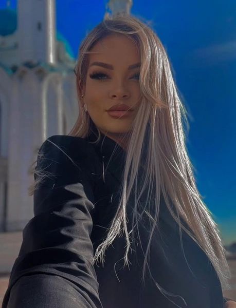 Оксана Даниелова | www.starhit.ru