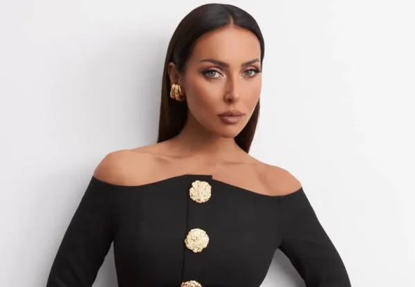 Алсу призналась, что после развода учится оплачивать счета