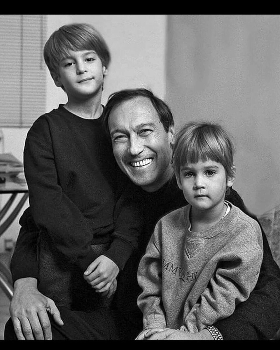 Олег Янковский с внуками. Фото: АиФ