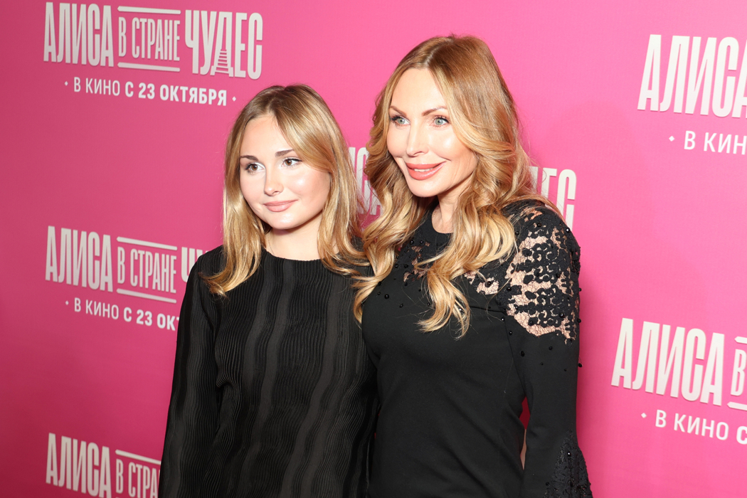 26764349dcaec06a388cec59f70af707